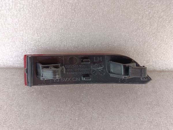 5NA945103 Катафот заднего бампера короткий левый Volkswagen Tiguan 2017-2020