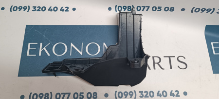 68287860AA Крепление заднего бампера внутреннее правое Jeep Cherokee 2019-