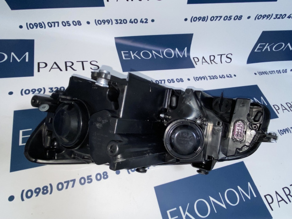 561941006D Фара правая Volkswagen Passat B7 2012-2015