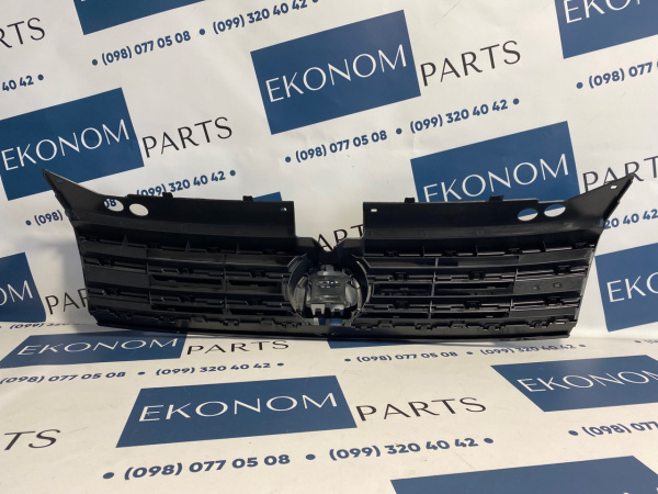 5NA853651ZLL Решетка радиатора черная Volkswagen Tiguan 2017-2020