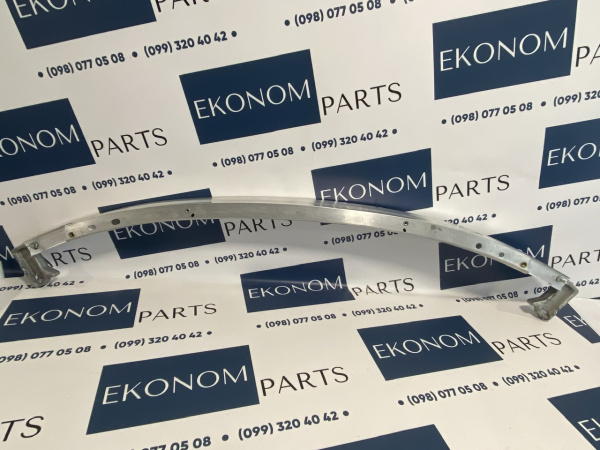 1487601-00-C Усилитель переднего бампера с пятаками Tesla Model Y 2020-2024