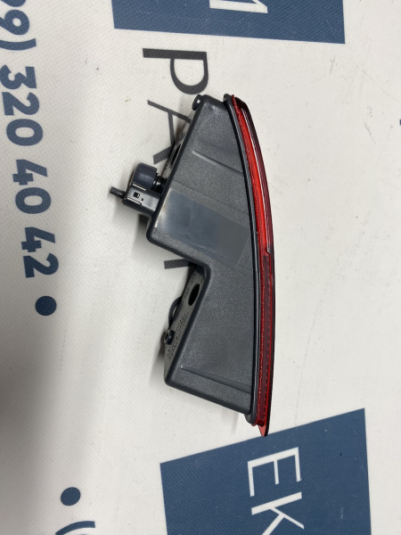 68275957AC Катафот заднего бампера левый  Jeep Cherokee 2019-