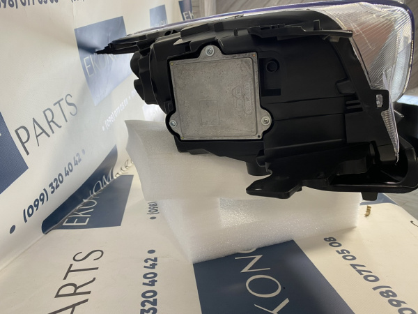 GV4113W030AB Фара галоген с работающим катафотом левая Ford Escape (Kuga) 2017-2019