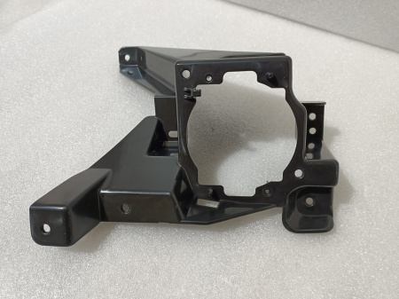DS7Z-15266-A Крепление (кронштейн) противотуманной фары правое Ford Fusion 2013-2016