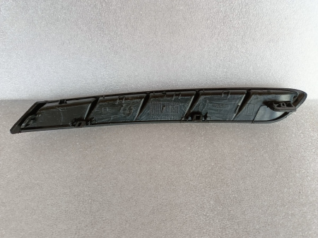 5216606030 Накладка (жабра) заднего бампера левая Toyota Camry 2018-2021