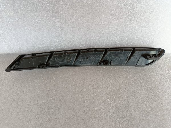 5216606030 Накладка (жабра) заднего бампера левая Toyota Camry 2018-2021