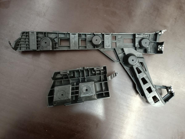 84142839 Крепление (кронштейн) заднего бампера левое Chevrolet Cruze 2016-2019