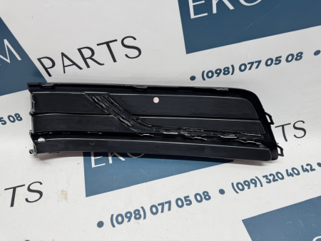 Заглушка противотуманной фары правая USA Volkswagen Passat B8 2016-2018