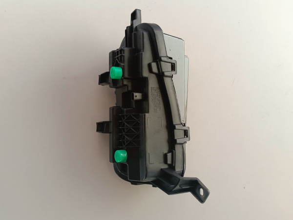 Противотуманная фара левая Volkswagen Jetta 2023-