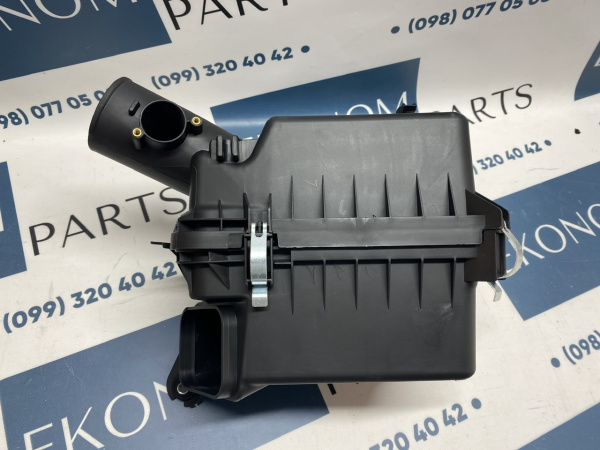 Корпус воздушного фильтра Mitsubishi Outlander 2019-2020