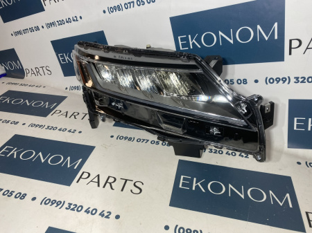 8301D640 Фара правая галоген USA Mitsubishi ASX 2020-