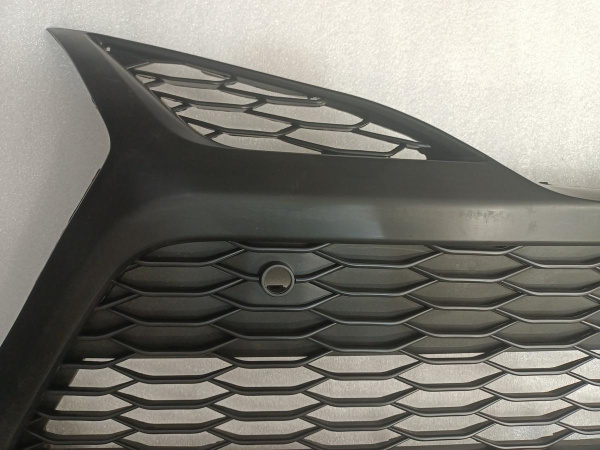 5310206380 Решетка переднего бампера (под парктроник) Toyota Camry XSE 2021-