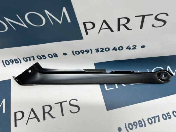 5G0805932 Крепление панели радиатора правое Volkswagen Golf 7.5 2017-2019