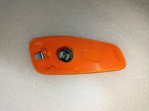 68256049АА Катафот (повторитель поворота) переднего крыла правый Jeep Renegade 2015-2018