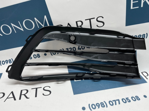 5H0853665J Решетка переднего бампера левая Volkswagen Golf 8 (2020-)