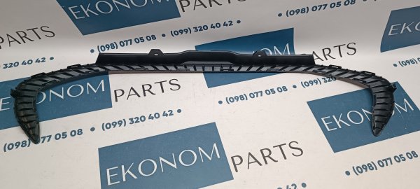 LJ8Z8419AA Накладка (молдинг) переднего бампера Ford Mustang Mach-E 2021-