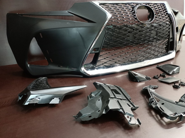 Бампер передний в сборе (комплектный) Lexus IS sport 2017-2020