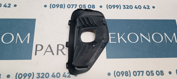 PJ6Z15A245B Рамка противотуманной фары левая Ford Escape (Kuga) 2023-