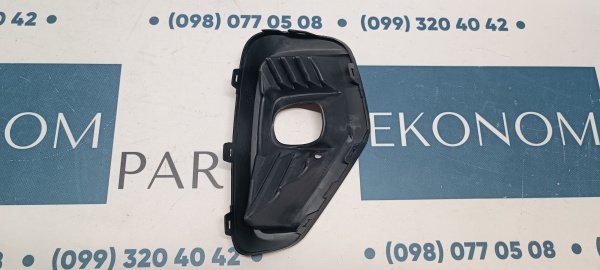 PJ6Z15A245B Рамка противотуманной фары левая Ford Escape (Kuga) 2023-