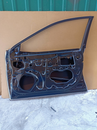 6700106280 Дверь передняя правая Toyota Camry 2018-2021