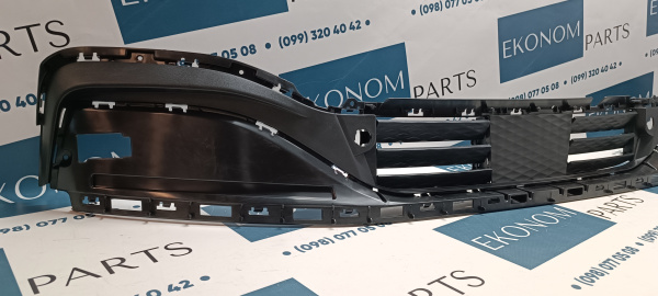 LJ9Z8475A Жалюзи Ford Mustang Mach-E 2021-