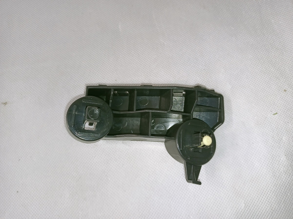 62221-6CA0A Крепление переднего бампера левое Nissan Altima 2019-2021