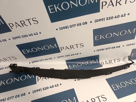 104774000H Крепление (накладка) решетки переднего бампера центральное нижнее Tesla Model X 2015-2020