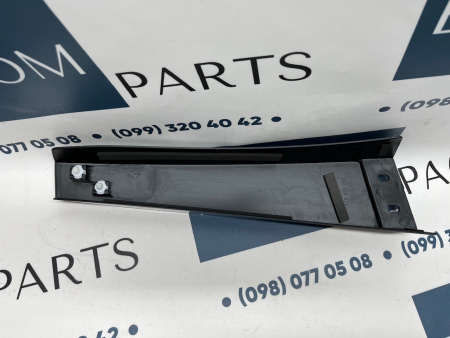 5c6853290041 Накладка центральной стойки наружная правая Volkswagen Jetta 2011-2018