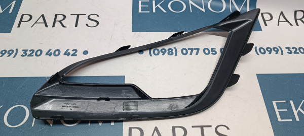 GN1Z15266AA Рамка противотуманной фары (матовая) правая Ford EcoSport 2018-2021