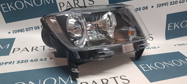 68185340AB Фара галоген черная правая Jeep Compass 2011-2016