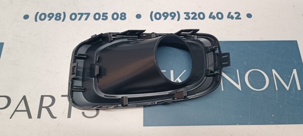 5XB28XS9AA Рамка (накладка) противотуманной фары (серая) правая Jeep Renegade 2015-2018