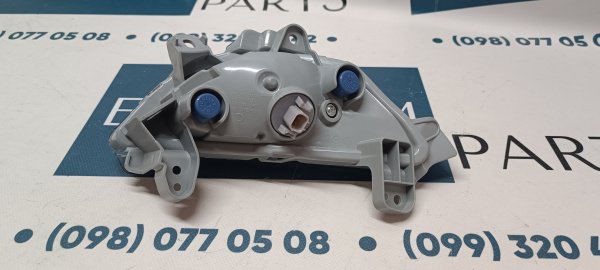 B45A51350A Указатель поворота правый Mazda 3 2013-2016