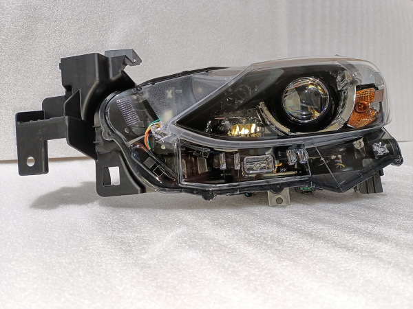 GMN351041D Фара левая без AFS (автокорректировка) Full LED Mazda 6 2017-2018