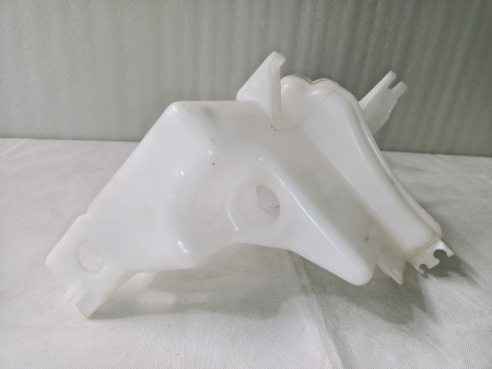 98610-F2100 Бачок омывателя Hyundai Elantra 2016-2020