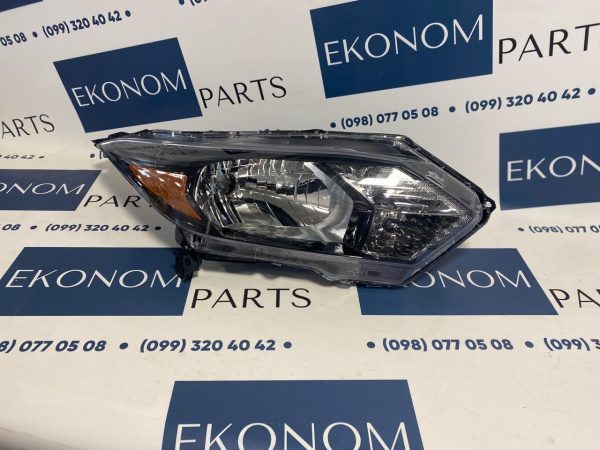 33100-T7S-A01 Фара галоген правая Honda HR-V 2014-2018