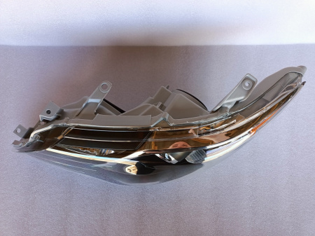 8117006890 Фара темная USA левая Toyota Camry 2012-2014
