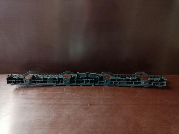 17A807863 Крепление (кронштейн) заднего бампера центральное Volkswagen Jetta 2019-2022