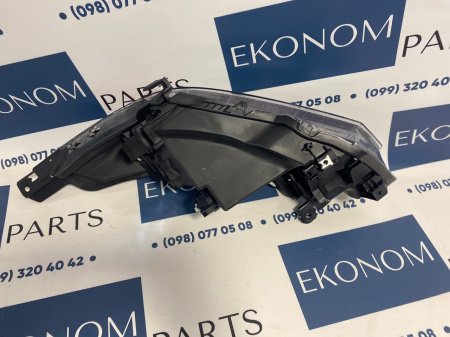 33100-T7S-A01 Фара галоген правая Honda HR-V 2014-2018