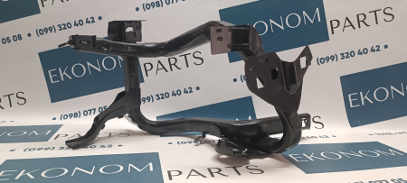 68079654AH Крепление фары правое Jeep Compass 2011-2016