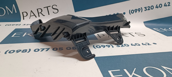 68257152AA Крепление заднего бампера внутреннее правое Jeep Cherokee 2014-2018