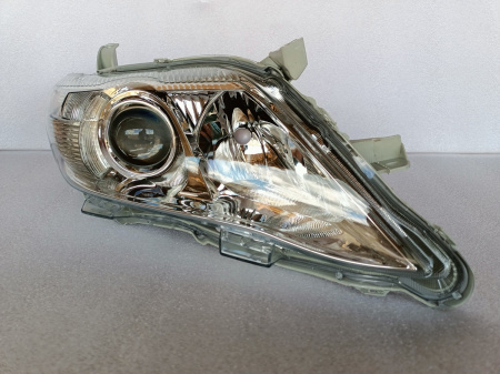 8111006500 Фара светлая правая Toyota Camry 2009-2011