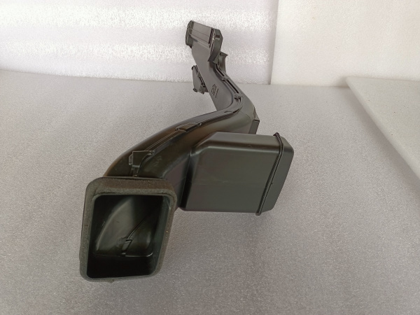 1775036070 Патрубок воздухозаборника Toyota Camry 2021-