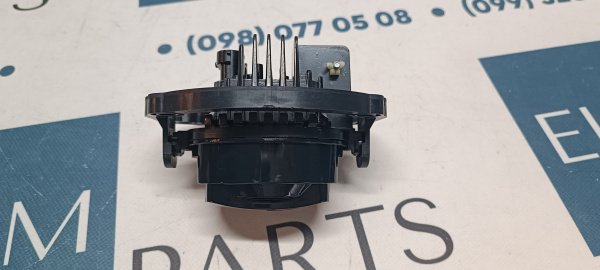 68470159AA Противотуманная фара левая/правая LED Jeep Compass 2021-2024