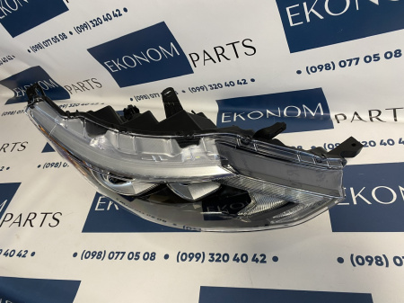 26010-6MA5A Фара правая Nissan Rogue sport 2015-2018