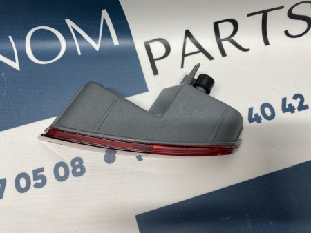 68275956AC Катафот заднего бампера правый  Jeep Cherokee 2019-