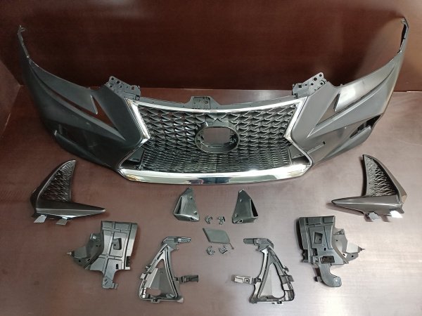 Бампер передний в сборе (комплектный) Lexus IS sport 2017-2020