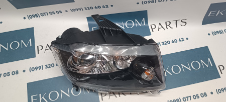 68185340AB Фара галоген черная правая Jeep Compass 2011-2016