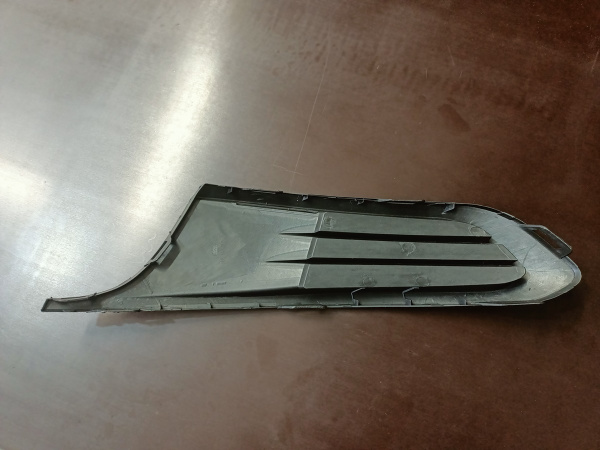 5C68536669B9 Заглушка противонуманной фары правая Volkswagen Jetta 2012-2015