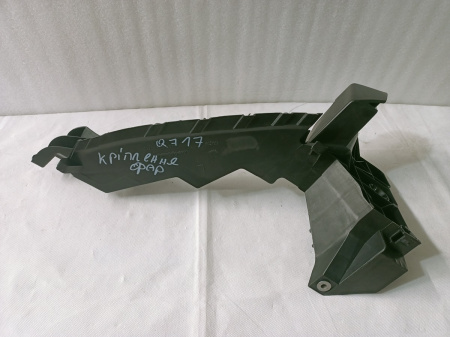 4M0805607 Кронштейн фары левый  AUDI Q7 2016-2021