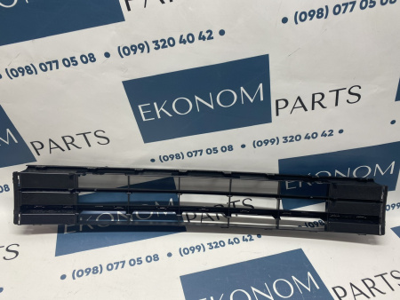 561853671HRYP Решетка переднего бампера с хромом Volkswagen Passate B8 2016-2018